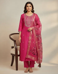 Elegant Fuchsia Pink Embroidered Kurta Set with Organza Dupatta