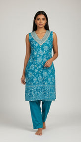 Women’s Mauve Pink Floral Printed Straight Kurta Pant Set with Embellished V-Neck & Ethnic Border