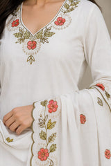 Elegant White Floral Embroidered Kurta Set with Dupatta